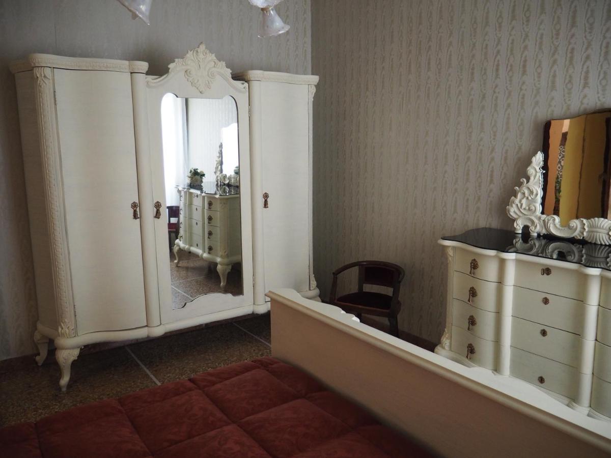 Casa Maria Apartment Сан Бенедето дел Тронто Екстериор снимка